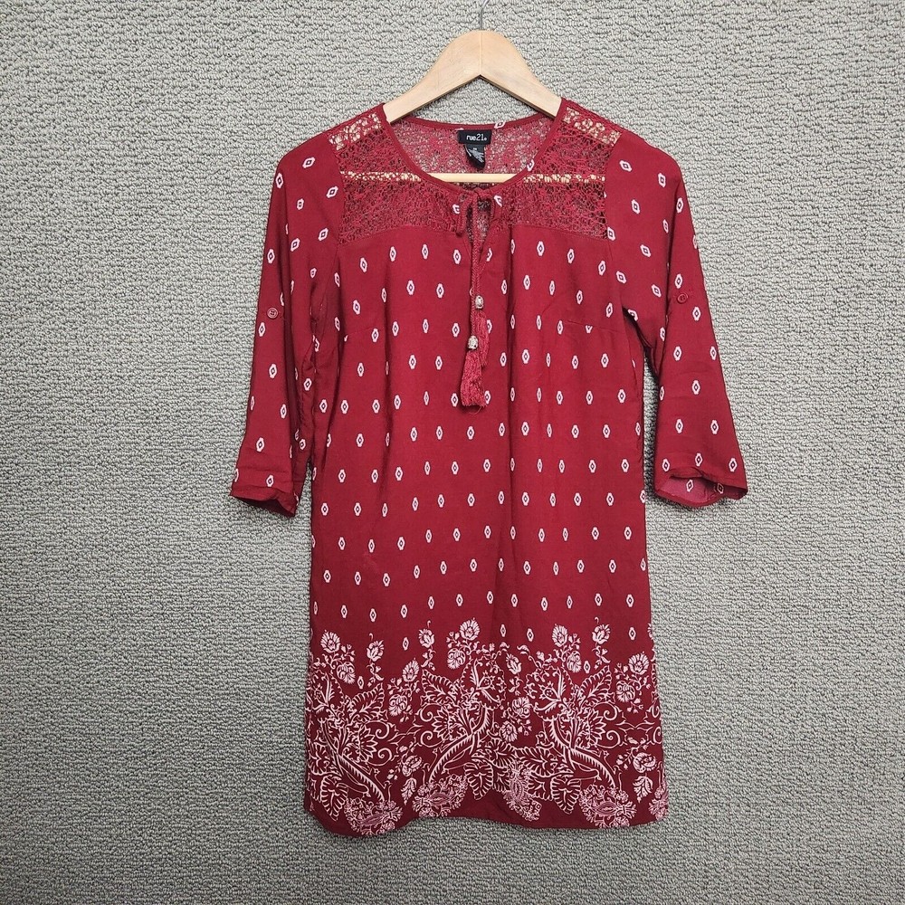 RUE21 Women's Burgundy Swing Short Dress with Crochet Top Size XS